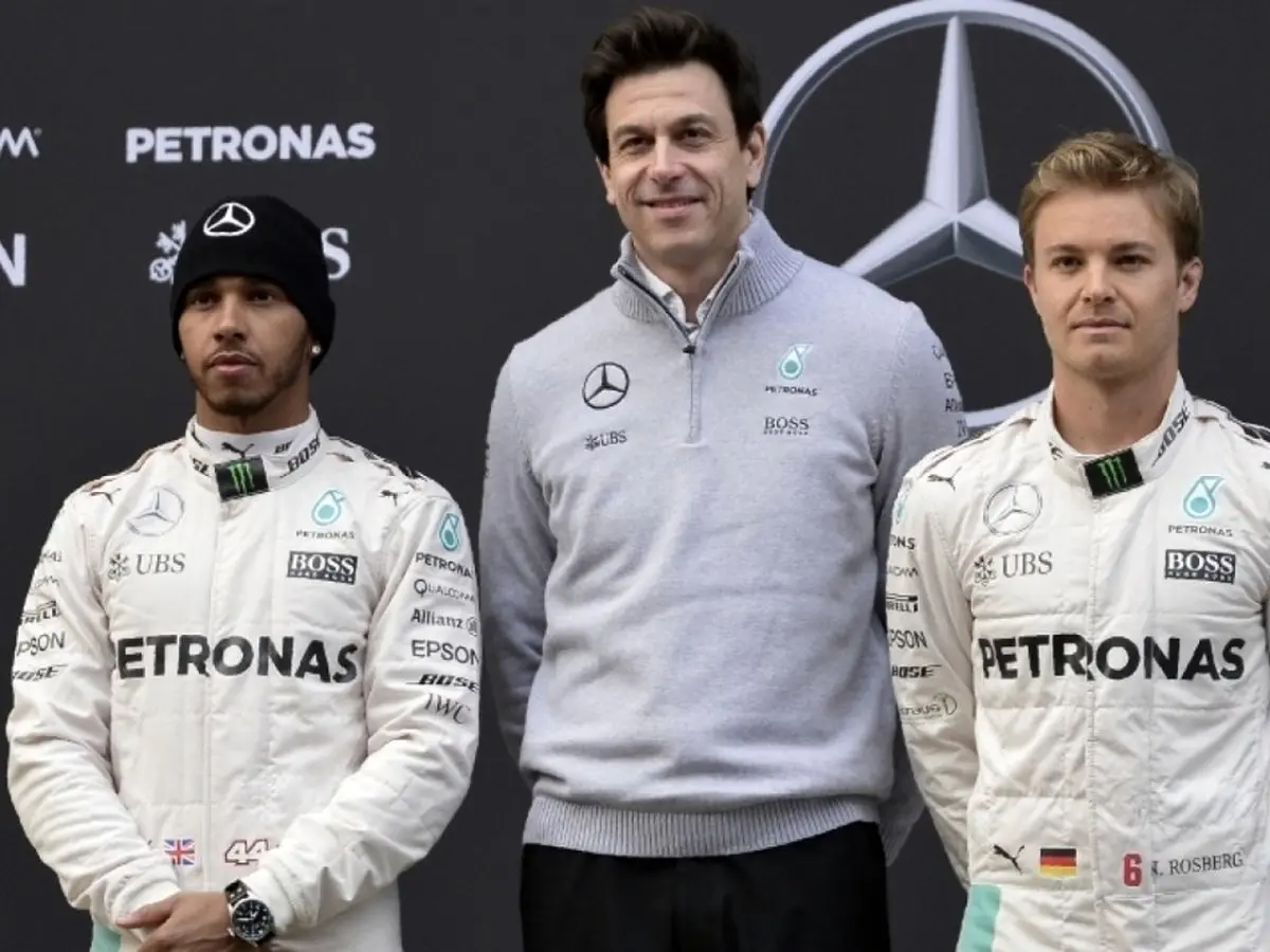 عکس/ بهترین اتومبیل مسابقات فرمول یک