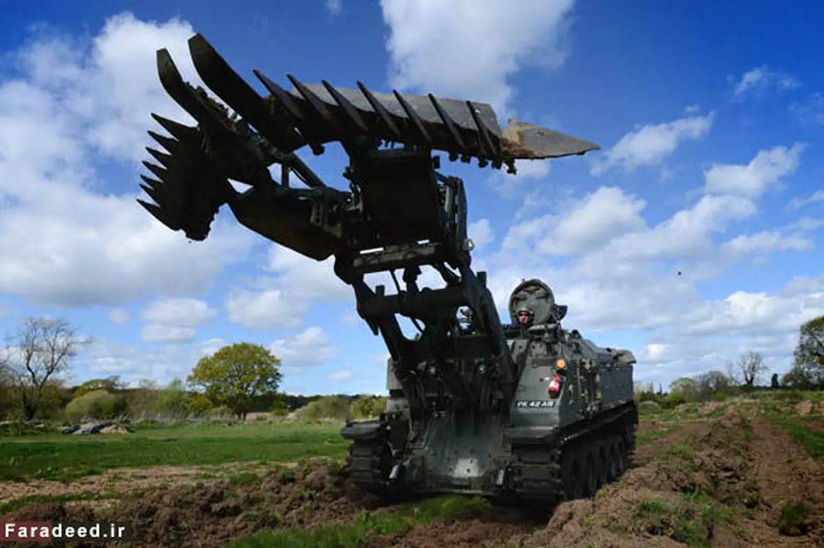 تصاویر/ رونمایی از چاقو سوئیسیِ ارتش بریتانیا