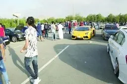 رقص سعودی‌ها درمکان مقدس!/عکس