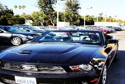 عکس/ ماشین لوکس حسام نواب صفوی در لاس وگاس