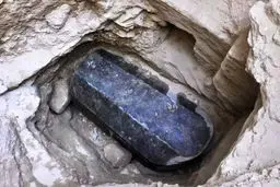 اسرار تابوت نفرین شده در نهایت فاش شد + عکس ها