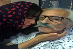 عکسی احساسی از جمشید مشایخی و نوه اش