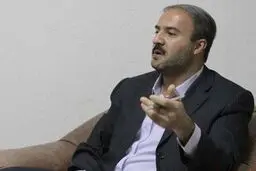 قنبری در گفت‌وگو با «نامه‌نیوز» : قالیباف به دلیل هراس از باخت از صحنه انتخابات کنار رفت /اگر احتمال پیروزی می‌داد،‌کنار نمی‌کشید/ او هنوز هم مشاوره اشتباه می‌گیرد/ قالیباف روی صندلی شهرداری آرام و قرار نداشت
