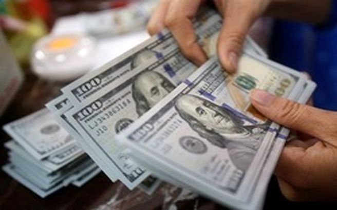 قیمت خرید دلار امروز در بانک‌ها چند؟