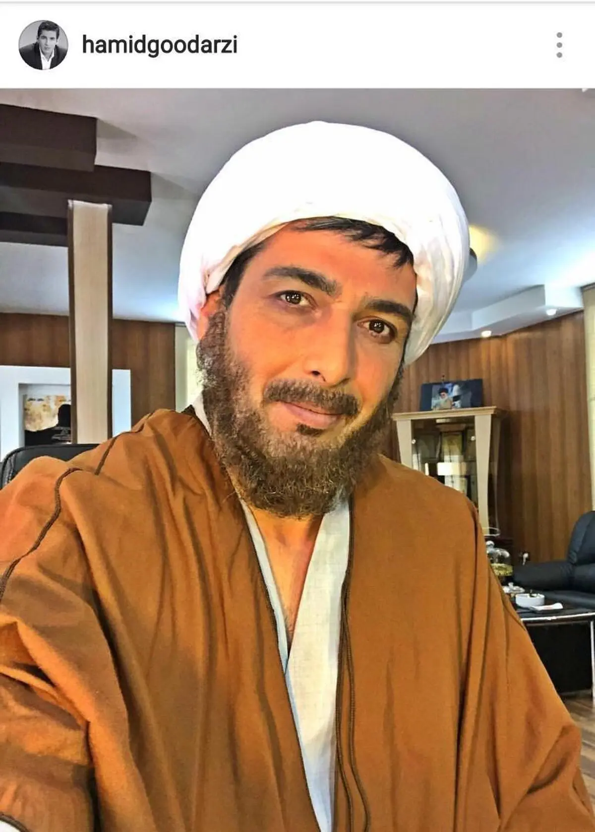 آقای بازیگر روحانی شد/عکس