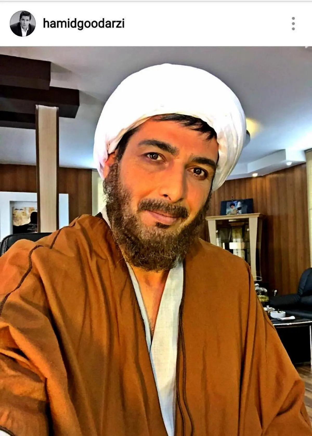آقای بازیگر روحانی شد/عکس