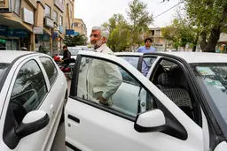 شرق: دولت سایه جلیلی تنها 30نفر مخاطب دارد