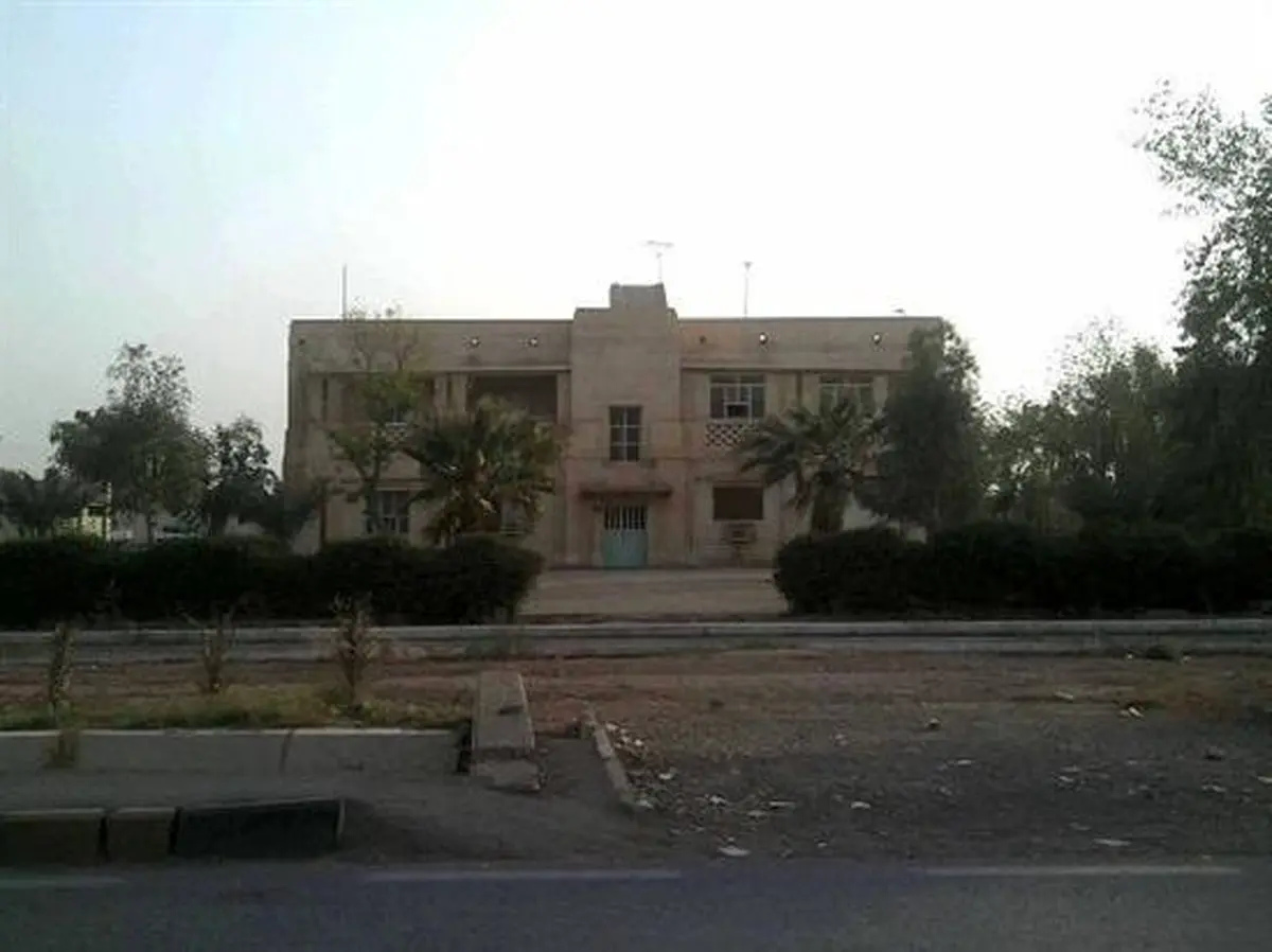 بازنشستگان شرکت نفت از خانه‌های سازمانی اخراج شدند
