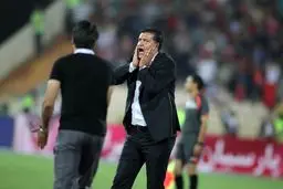 عکس/ واکنش علی دایی به گل سوم تراکتور