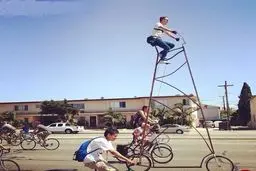 تصویر عجیب ترین دوچرخه دنیا/عکس