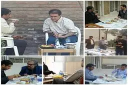 نکته‌ای در مورد دیدارهای ضرغامی و استثنایی در انتخاب محل میز صبحانه!/ ضرغامی هم از شنود می‌ترسد؟