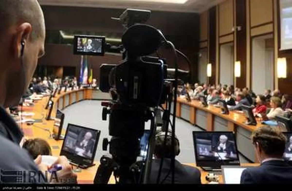 حاشیه‌های تصویری سخنرانی‌های ظریف در بلژیک