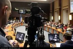 حاشیه‌های تصویری سخنرانی‌های ظریف در بلژیک