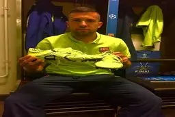 کفش های یوردی آلبا برای بازی فینال/عکس