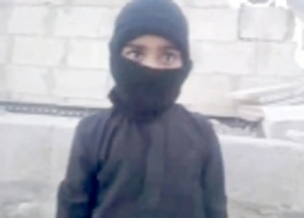 کوچک‌ترین عضو مسلح داعش/تصویر