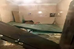 خسارات زلزله به یک مغازه شیشه بری در گیلان‌غرب/عکس