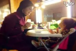 بچه داری ترانه علیدوستی در پشت صحنه / عکس