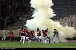 حواشی بازی پرسپولیس و ترکیدن نارنجک! / تصاویر