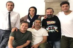 مهراب قاسمخانی در کنار تیم باحال «خوب، بد، جلف»/عکس