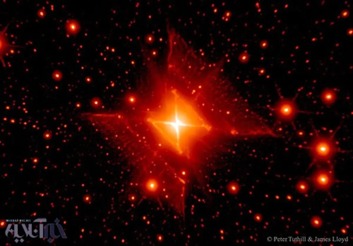 یک سحابی که به شکل مربعی سرخ است/عکس