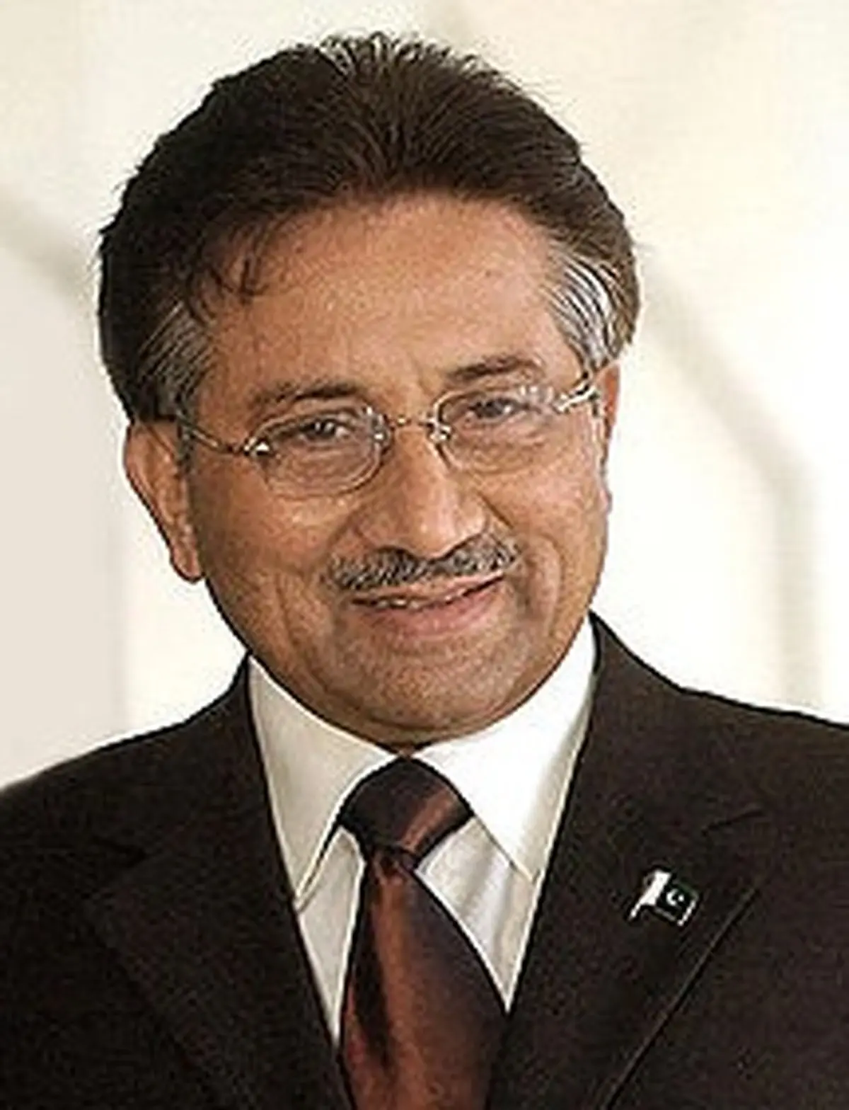 مشرف به پاکستان باز می‌گردد