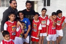 اقدام خیرخواهانه بازیکن عراقی پرسپولیس + عکس