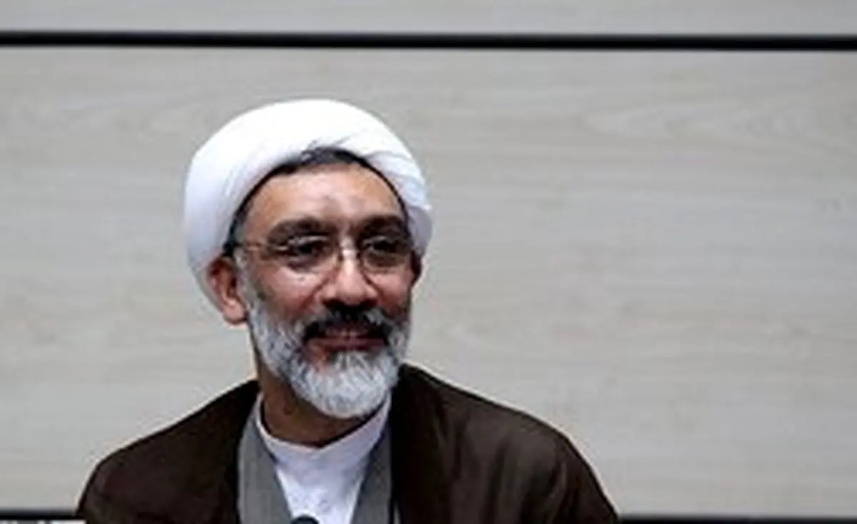 حجت‌الاسلام مصطفی پورمحمدی در برنامه دستخط: عده‌ای فکر می‌کنند در دولت روحانی، همه منتظر بودند که ببینند برجام چه می‌شود/  باید جسارت پذیرش ضعف‌ها و اشتباهات خود را داشته باشیم/ باید با مردم به راه حل مشترک برسیم / رجوی از صفحه خود سازمان هم خذف شده است