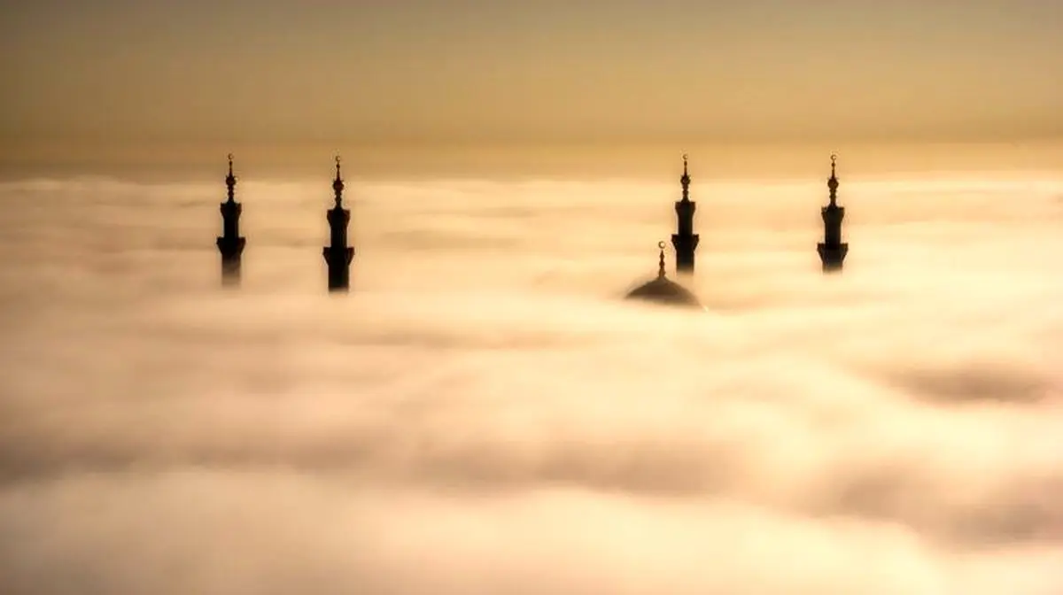 مسجدی بالای ابرها/عکس