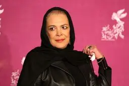 مهشید «هامون» روی فرش قرمز جشنواره فیلم فجر