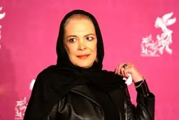 مهشید «هامون» روی فرش قرمز جشنواره فیلم فجر