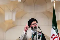 رئیسی: در چند وقت گذشته دوران سختی به مردم متحمل شده است/ سرنوشت روحانیت و انقلاب به هم گره خورده است