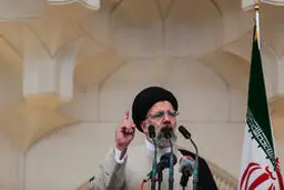 رئیسی: در چند وقت گذشته دوران سختی به مردم متحمل شده است/ سرنوشت روحانیت و انقلاب به هم گره خورده است
