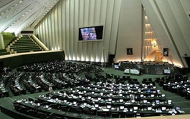 تصمیم جدید مجلس درباره مالیات هنرمندان/ از پردرآمدها به طور خاص مالیات اخذ می‌شود