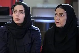 باران کوثری و پگاه آهنگرانی در نمایی از فیلم "خانه دختر"/عکس
