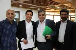 فغانی دکتر می‌شود + عکس