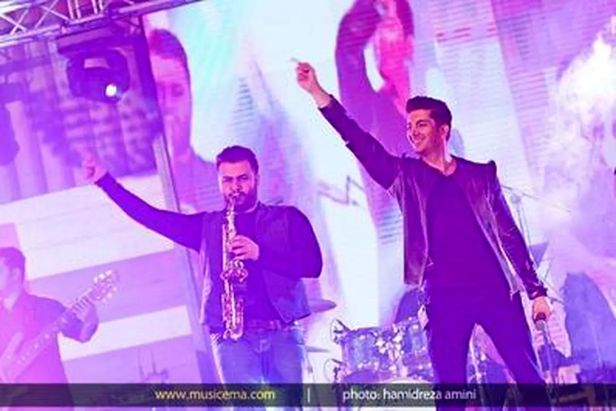 فرزاد فرزین در تبریز روی صحنه رفت/تصاویر