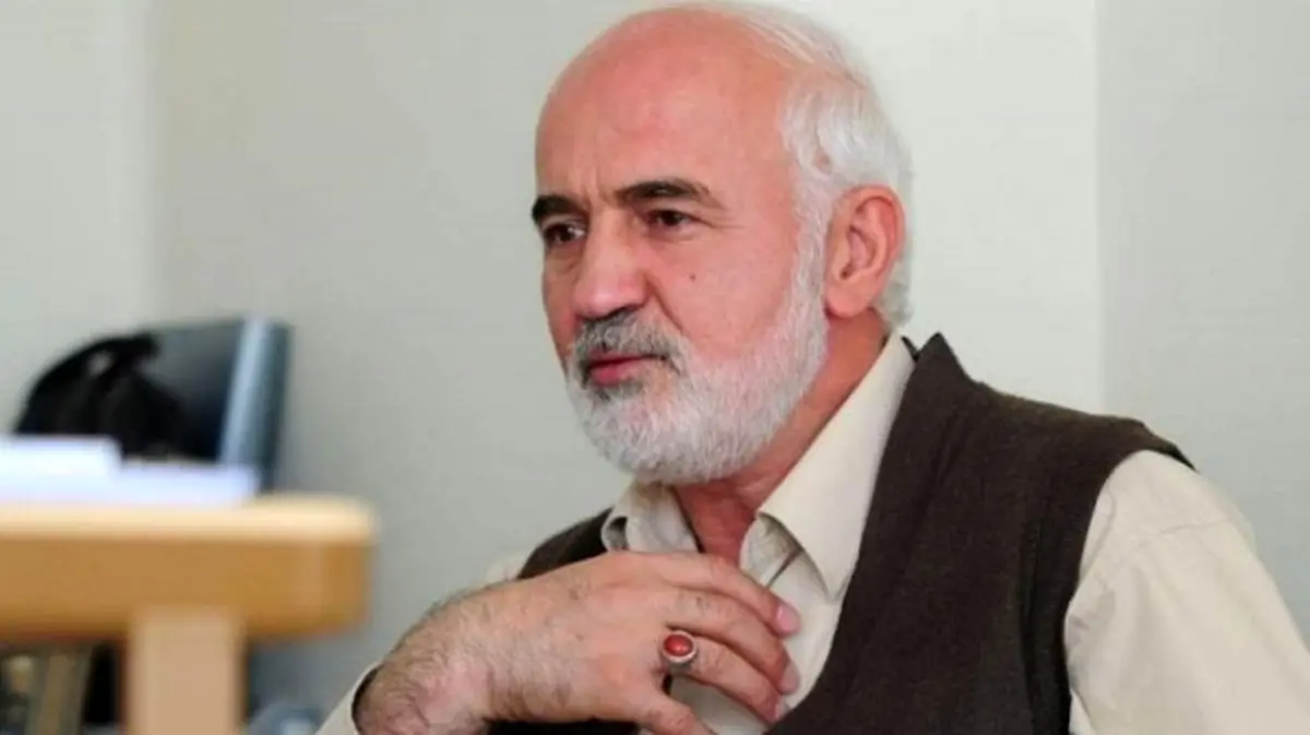 توکلی: هیات رئیسه برای نمایندگان دوره آموزشی بگذارد/ برخی نمایندگان رفاه طلب و مال دوست‌اند/ دولت از انتقاد در زبان تعریف می کند، ولی در عمل به دنبال نقد مؤیَد است