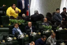 قوی ترین مردان جهان در پارلمان/ عکس