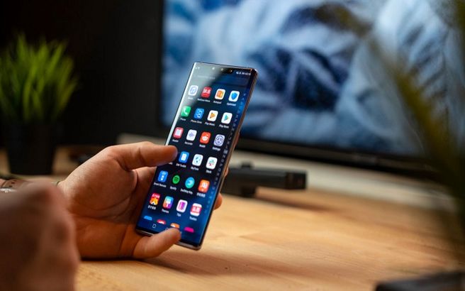 نمایشگر خمیده Horizon چگونه Huawei Mate 30 Pro را از سایر پرچم‌داران متمایز می‌کند