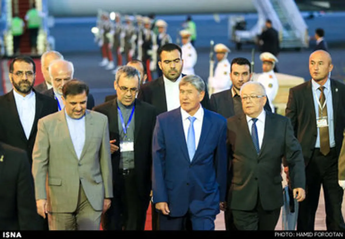 ورود رییس جمهوری قرقیزستان به تهران/تصاویر