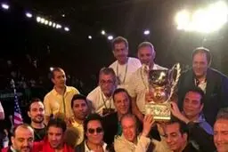 خواننده لس انجلسی درکنارتیم کشتی آزاد ایران +عکس
