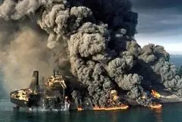 ابطال گواهی فوت ۹ خدمه سانچی / پشت پرده تماس های مشکوک به خانواده خدمه + جزئیات عجیب