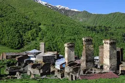 برج های سنگی دیدبانی در گرجستان (عکس)