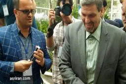 کواکبیان در محوطه وزارت کشور/عکس