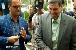 کواکبیان در محوطه وزارت کشور/عکس