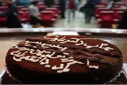 جشن تولد محمدرضا عارف در دانشگاه آزاد/ عکس