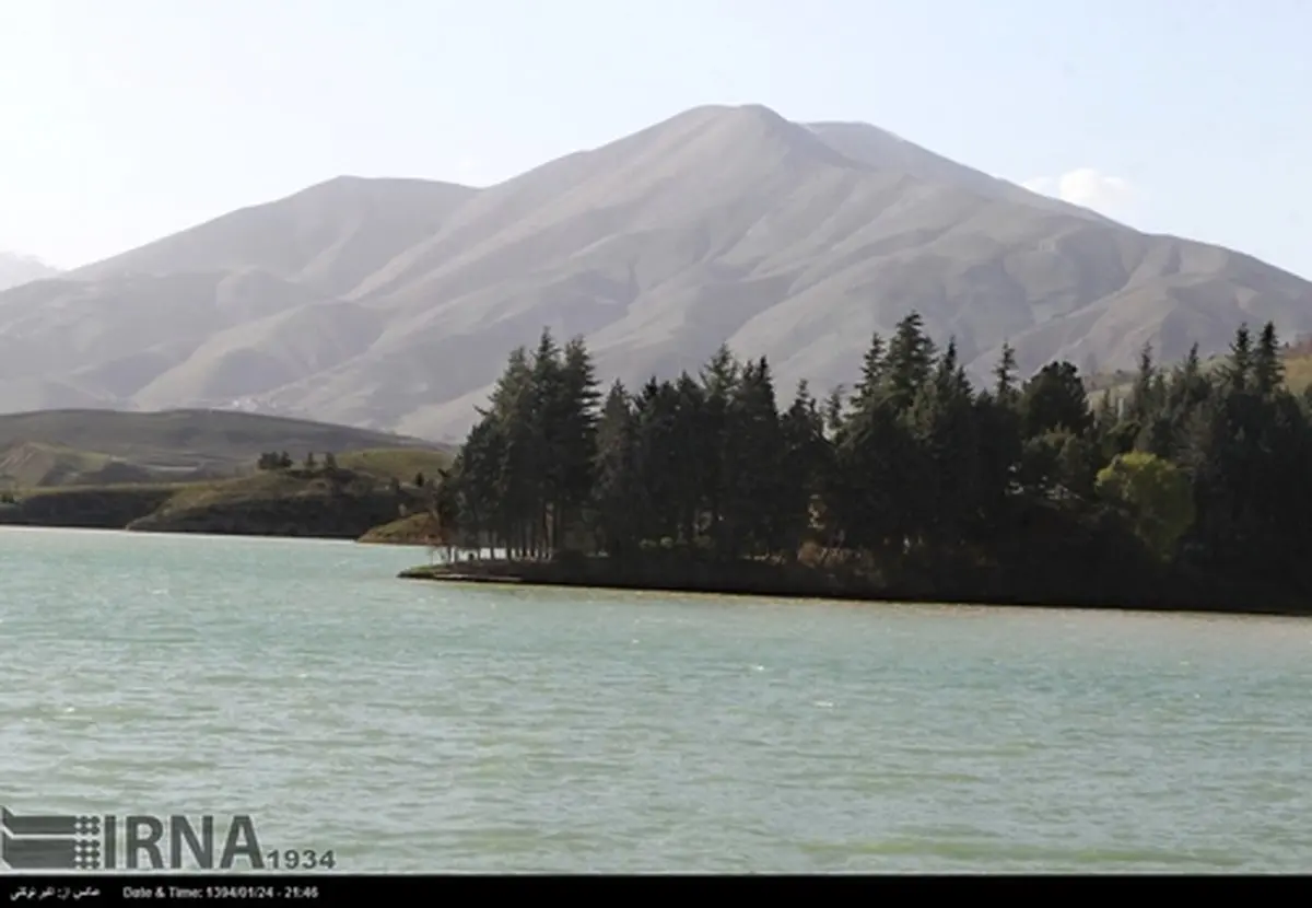 سرریز شدن آب سد لتیان/تصاویر