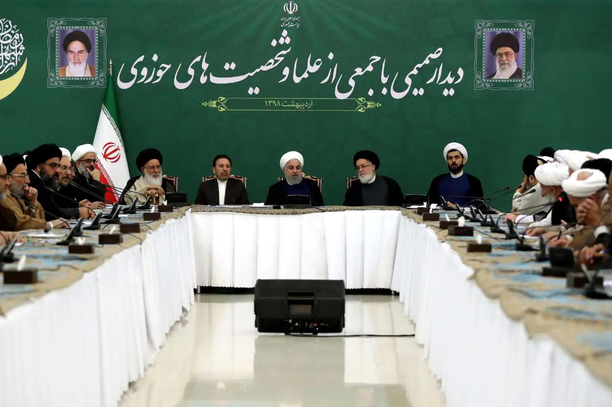 تصاویر/ دیدار رئیس جمهوری با جمعی از علما و شخصیت های حوزوی