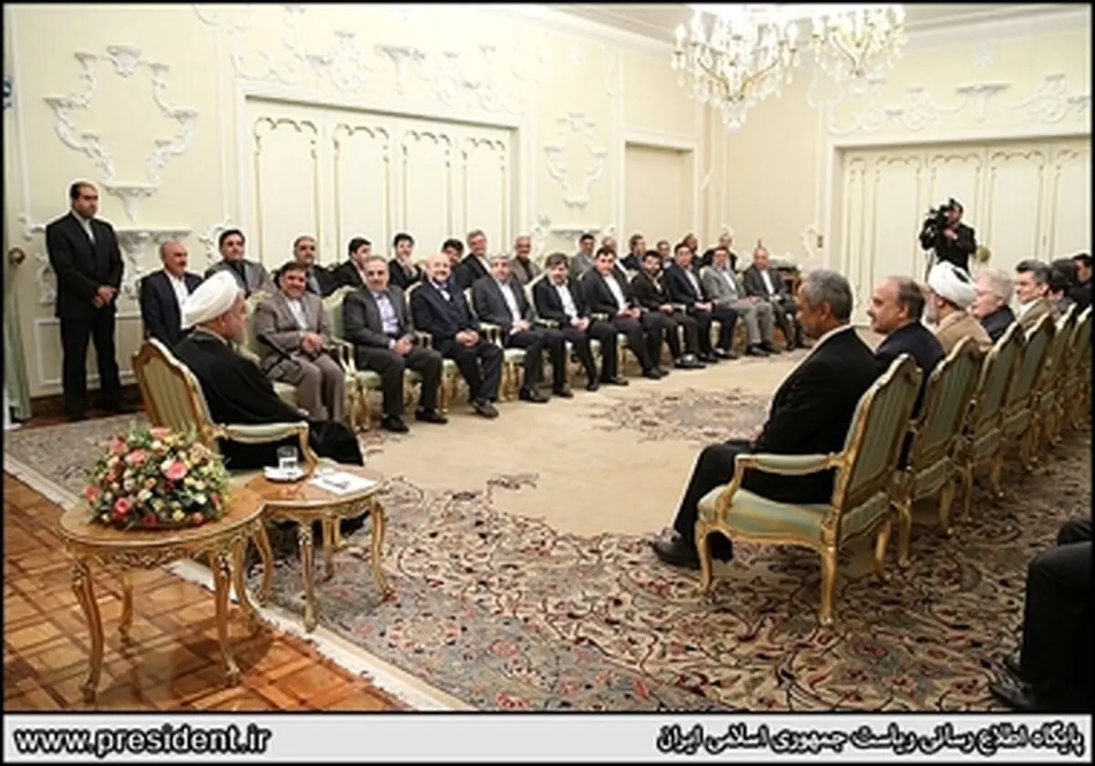 دیدار نوروزی رئیس جمهور با جمعی از وزرا ، مسئولان ومدیران دولتی/تصاویر