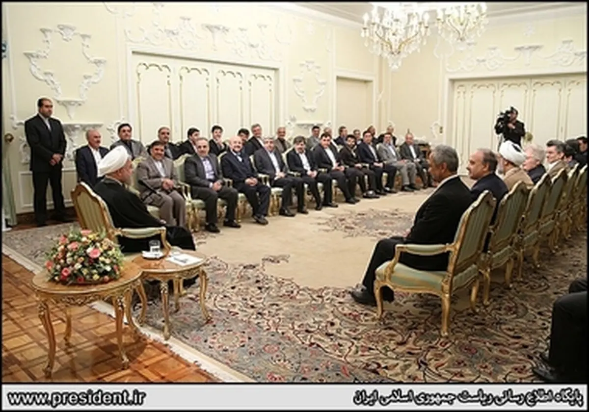 دیدار نوروزی رئیس جمهور با جمعی از وزرا ، مسئولان ومدیران دولتی/تصاویر